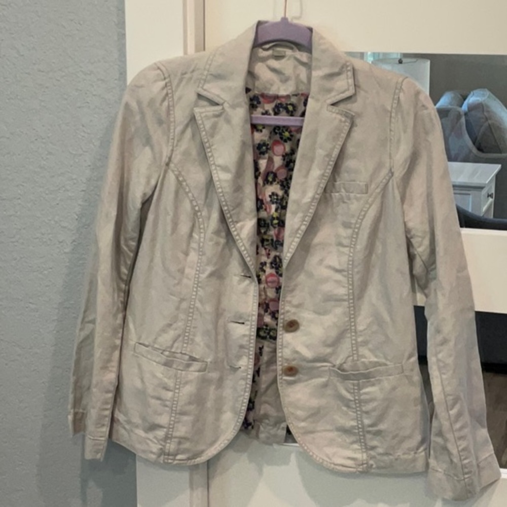 Vintage Boden Light Gray Blazer with Floral Lining Size 4 - Picture 4 of 12